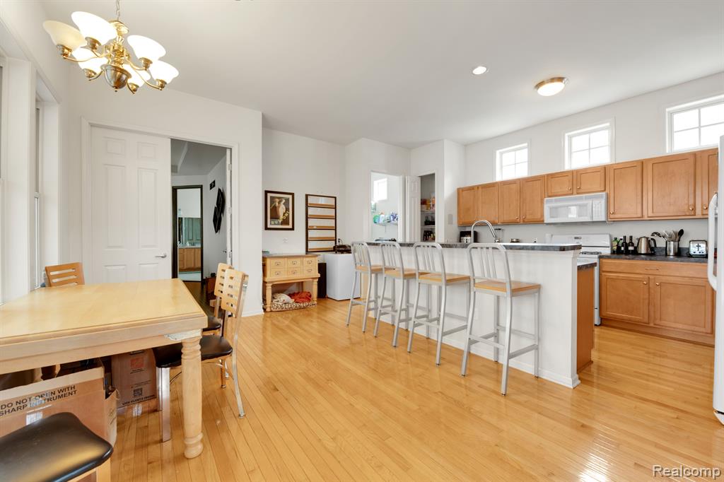49979 HANCOCK Street, Canton, MI 48188 — Photo 10