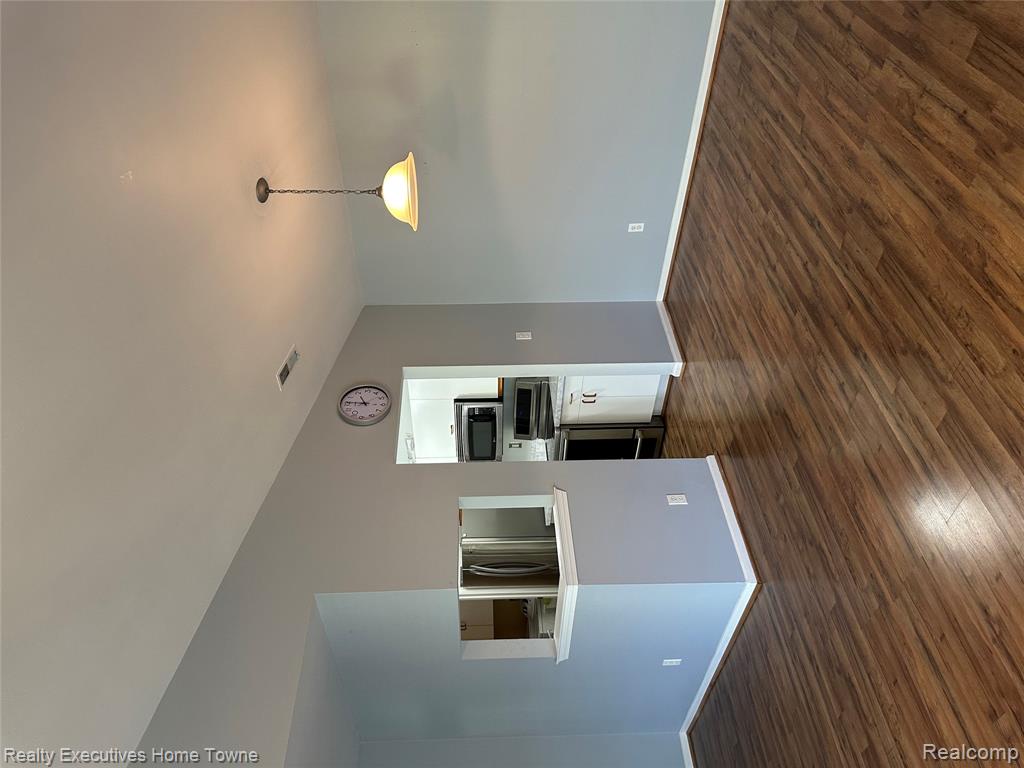 5816 PINE AIRES Drive, Sterling Heights, MI 48314 — Photo 9