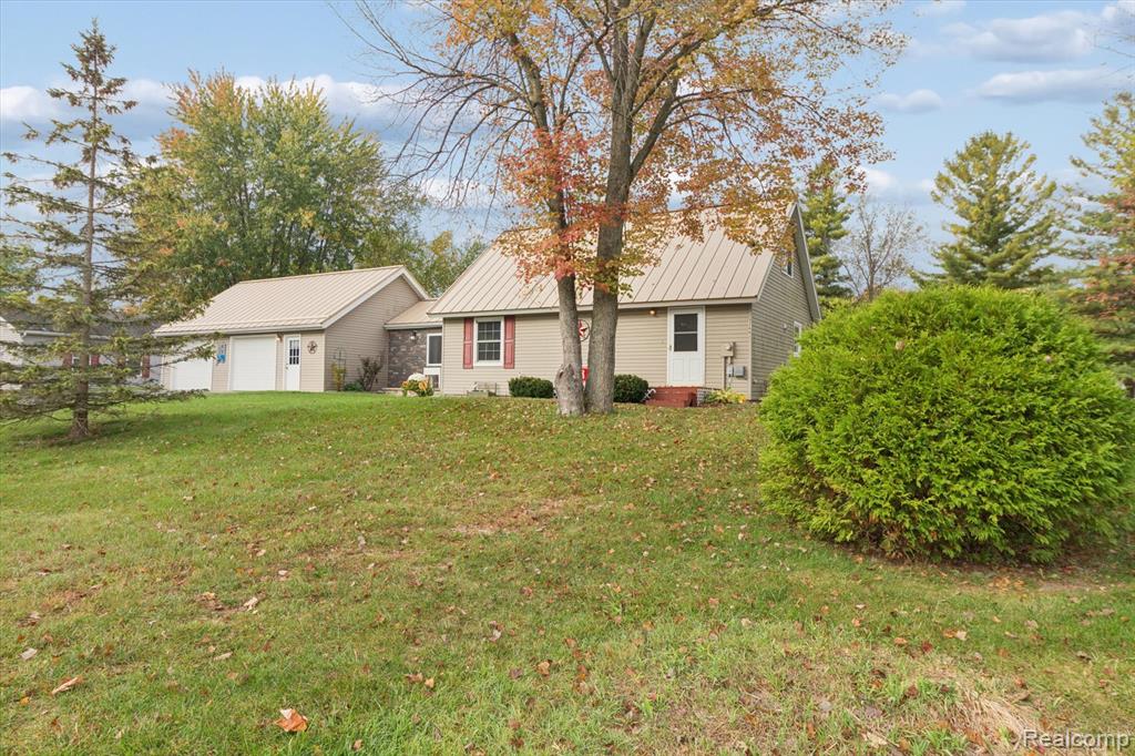 5266 S Pine Street, Beaverton, MI 48612 — Photo 4