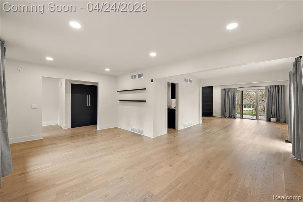4389 Charing Way, Bloomfield Hills, MI 48304 — Photo 6