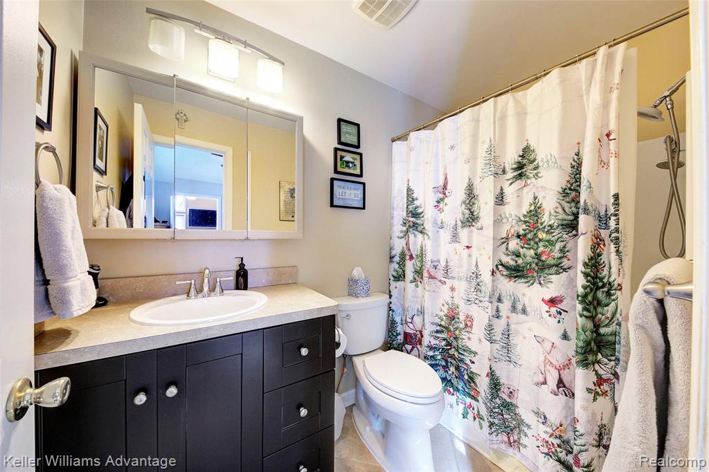 42209 Saratoga Circle, Canton, MI 48187 — Photo 37