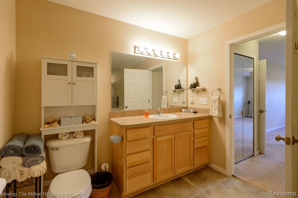 42156 N CUMBERLAND Drive, Van Buren, MI 48111 — Photo 32