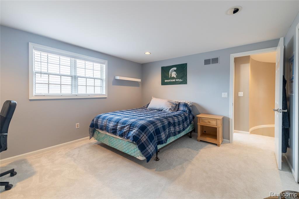 26029 Waterbury Way, Grosse Ile, MI 48138 — Photo 39