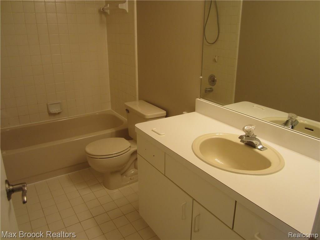6342 ASPEN RIDGE Boulevard, West Bloomfield, MI — Photo 15