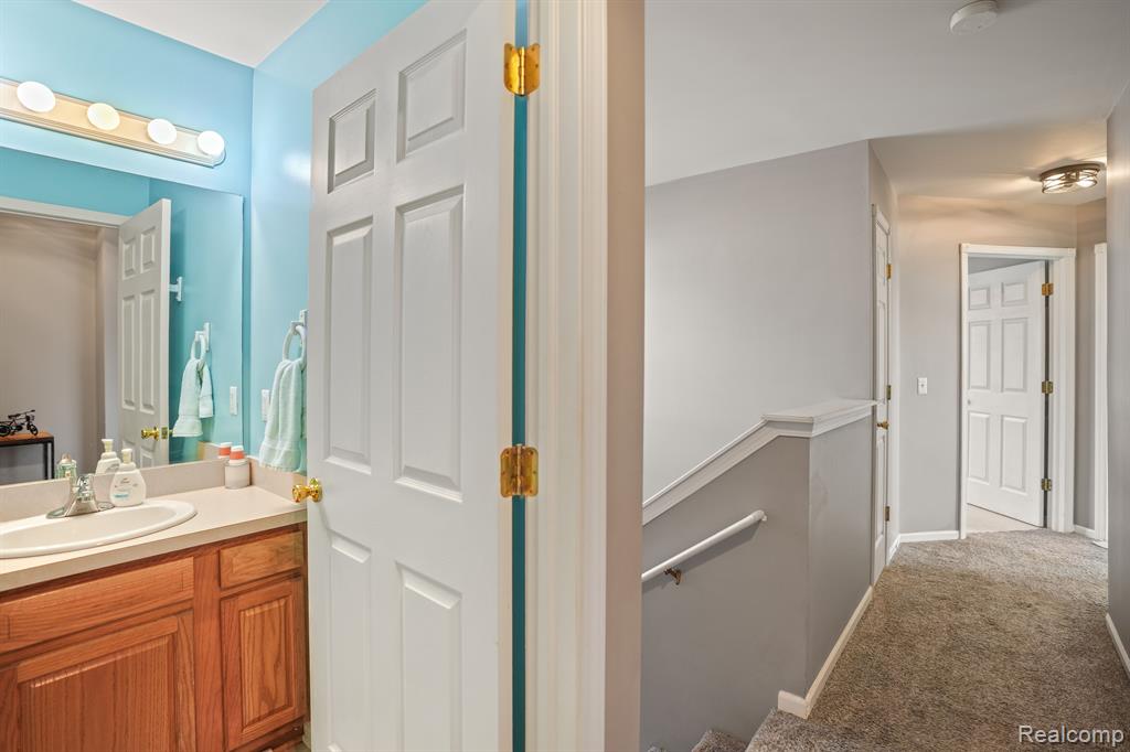 5124 HICKORY Trail, Grand Blanc, MI 48439 — Photo 41