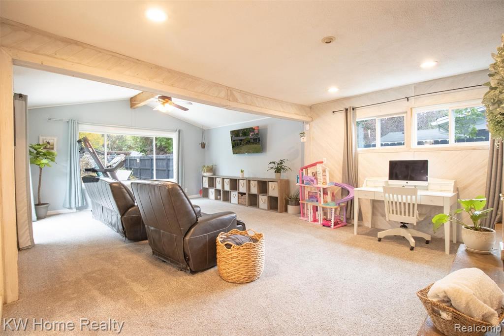 8648 Golfside Drive, Commerce Twp, MI 48382 — Photo 19
