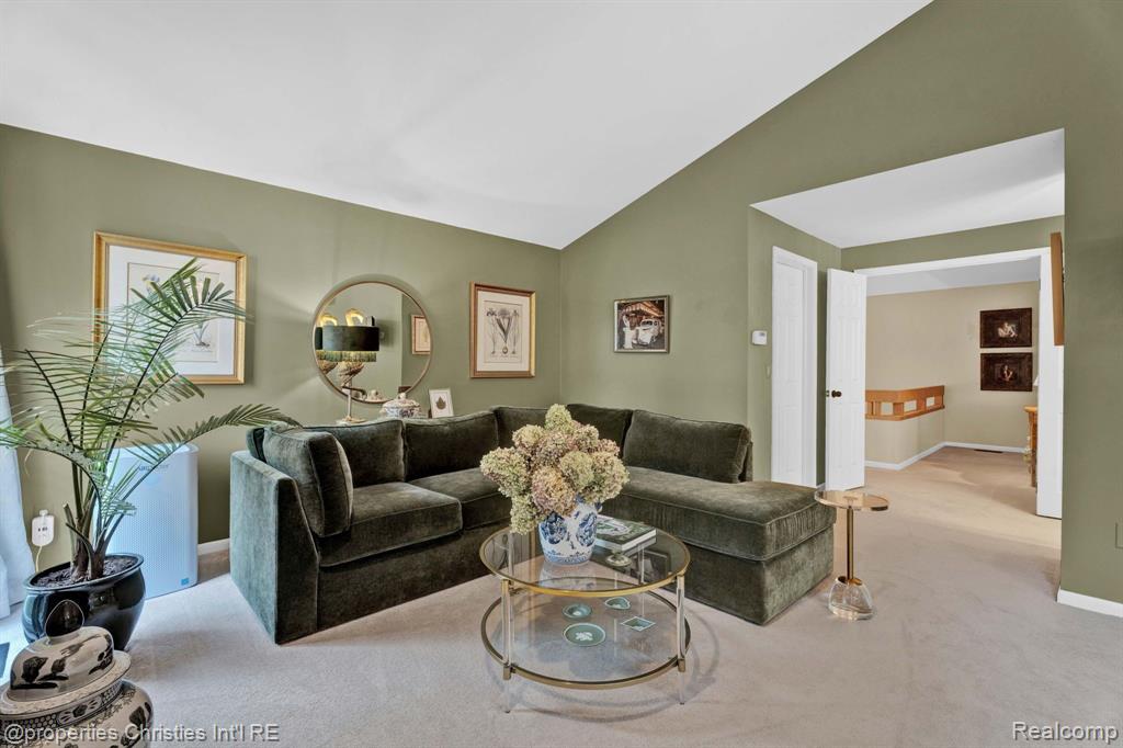 4845 CLIFFSIDE Drive, West Bloomfield, MI 48323 — Photo 29