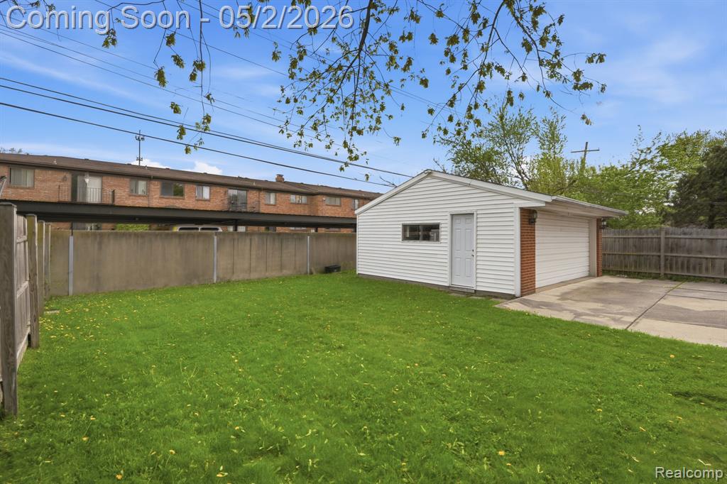 19704 Parkside Street, Saint Clair Shores, MI 48080 — Photo 36