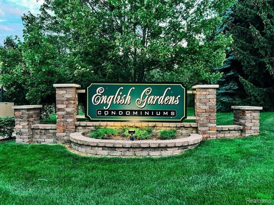 592 Olde English Circle, Howell, MI 48855 — Photo 30