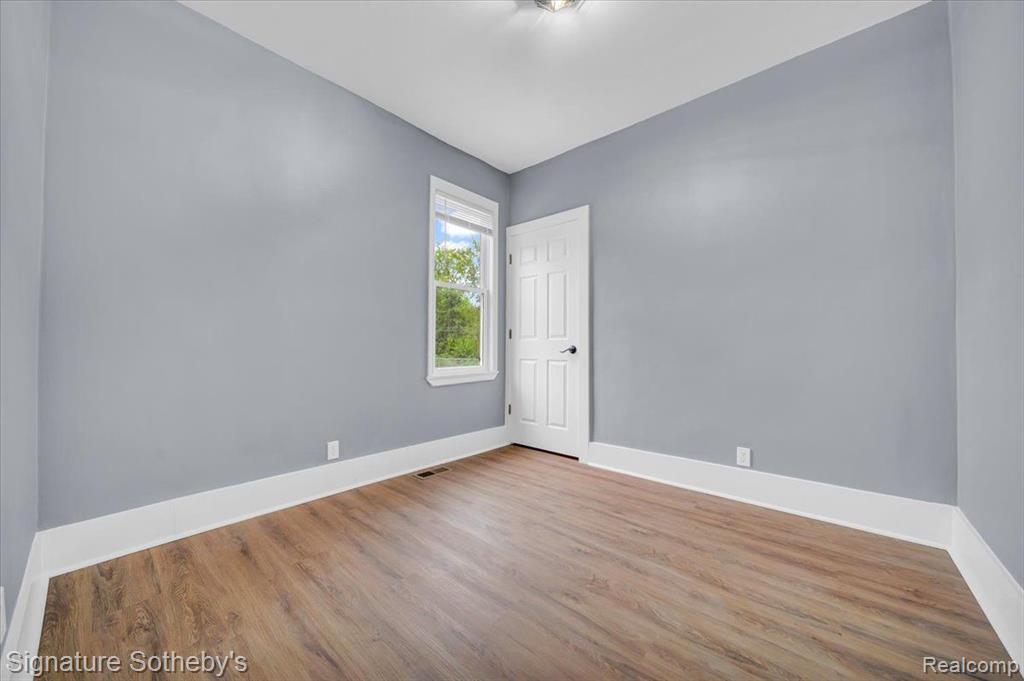 4245 Crane, Detroit, MI 48214 — Photo 25