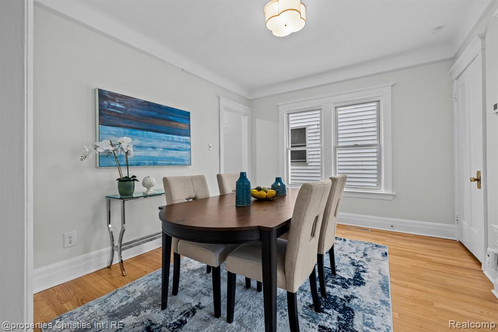 1093-95 Lakepointe Street, Grosse Pointe Park, MI 48230 — Photo 5