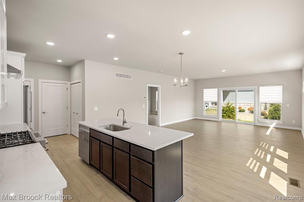 711 ANDER Lane, White Lake, MI — Photo 6