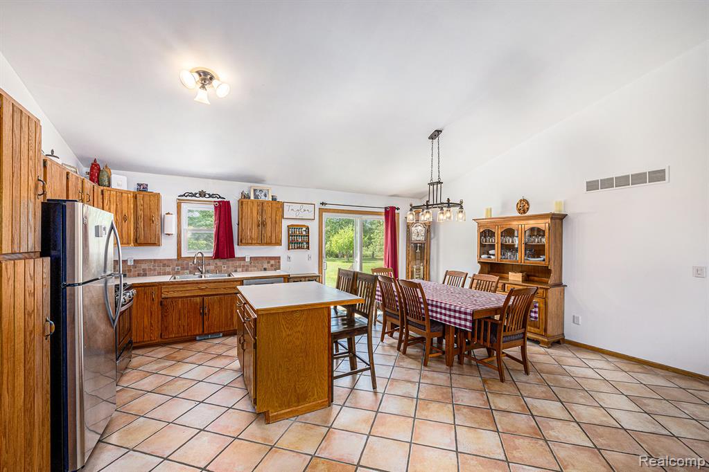 2866 Graham Road, Imlay City, MI 48444 — Photo 12