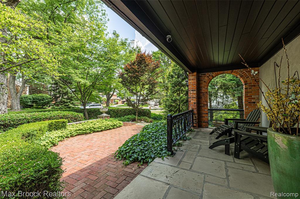 937 Henley Street, Birmingham, MI 48009 — Photo 4