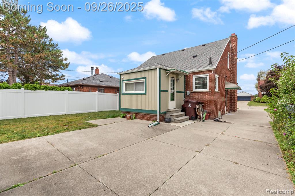 7290 Helen, Center Line, MI 48015 — Photo 28