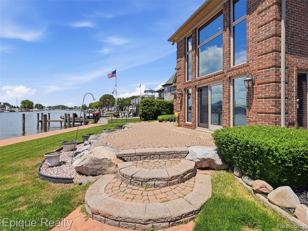 33124 N River Road, Harrison Township, MI — Photo 58