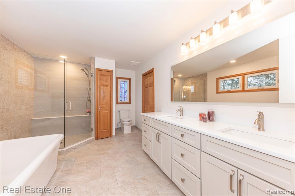 61024 Evergreen Court, 23, South Lyon, MI 48178 — Photo 24