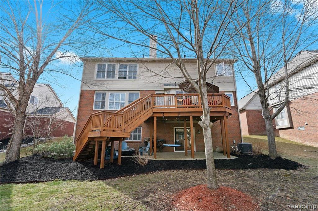 17020 CARRIAGE Way, Northville, MI 48168 — Photo 42
