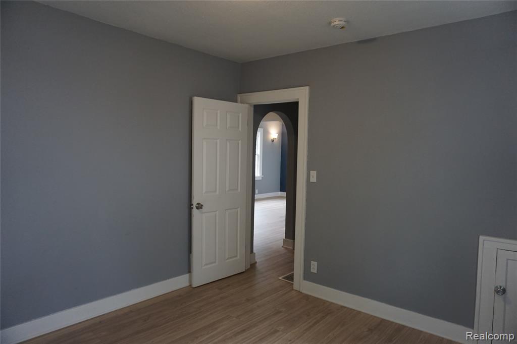 4209 CUSTER Avenue, Flint, MI 48507 — Photo 19