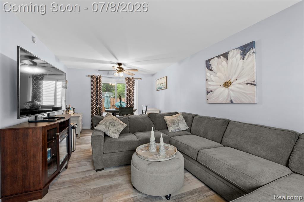 704 Estrada Drive, Belleville, MI 48111 — Photo 8