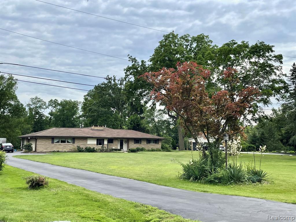 42015 WOODBROOK Drive, Canton, MI 48188 — Photo 21