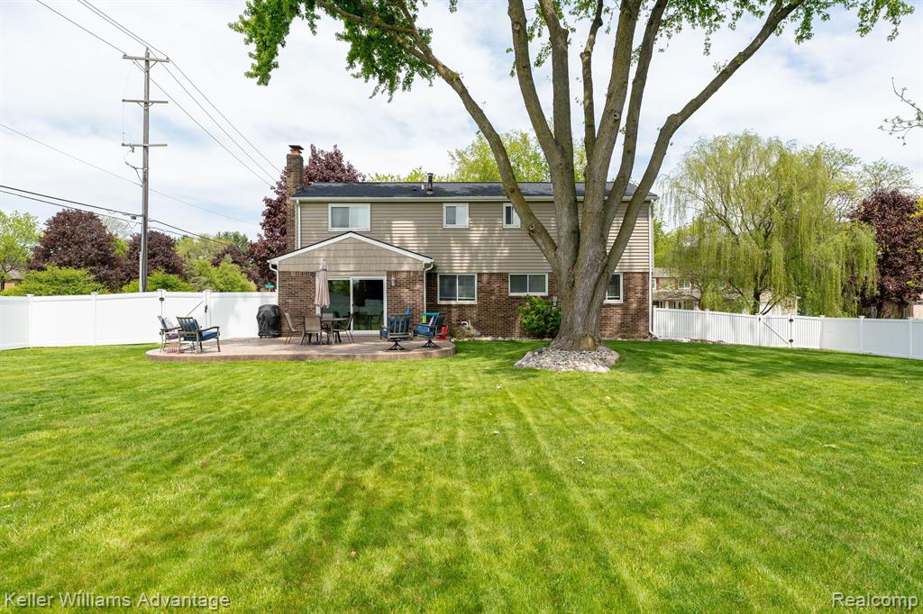 47397 Bartlett Drive, Canton, MI 48187 — Photo 39