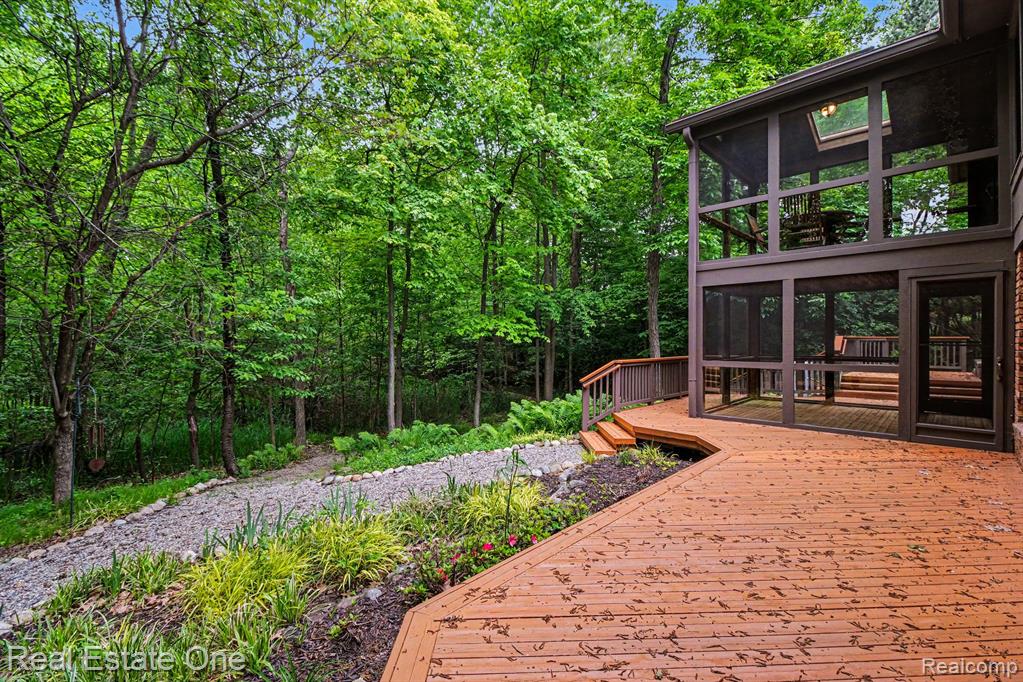 4757 Hardwoods Drive, West Bloomfield, MI 48323 — Photo 52