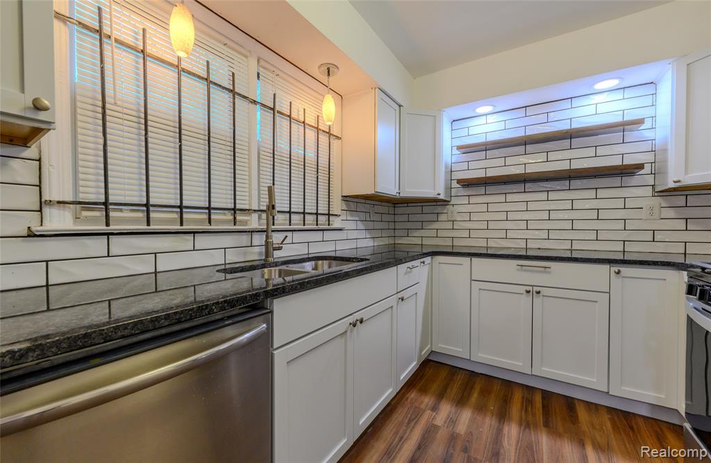 14720 E State Fair Street, Detroit, MI 48205 — Photo 22