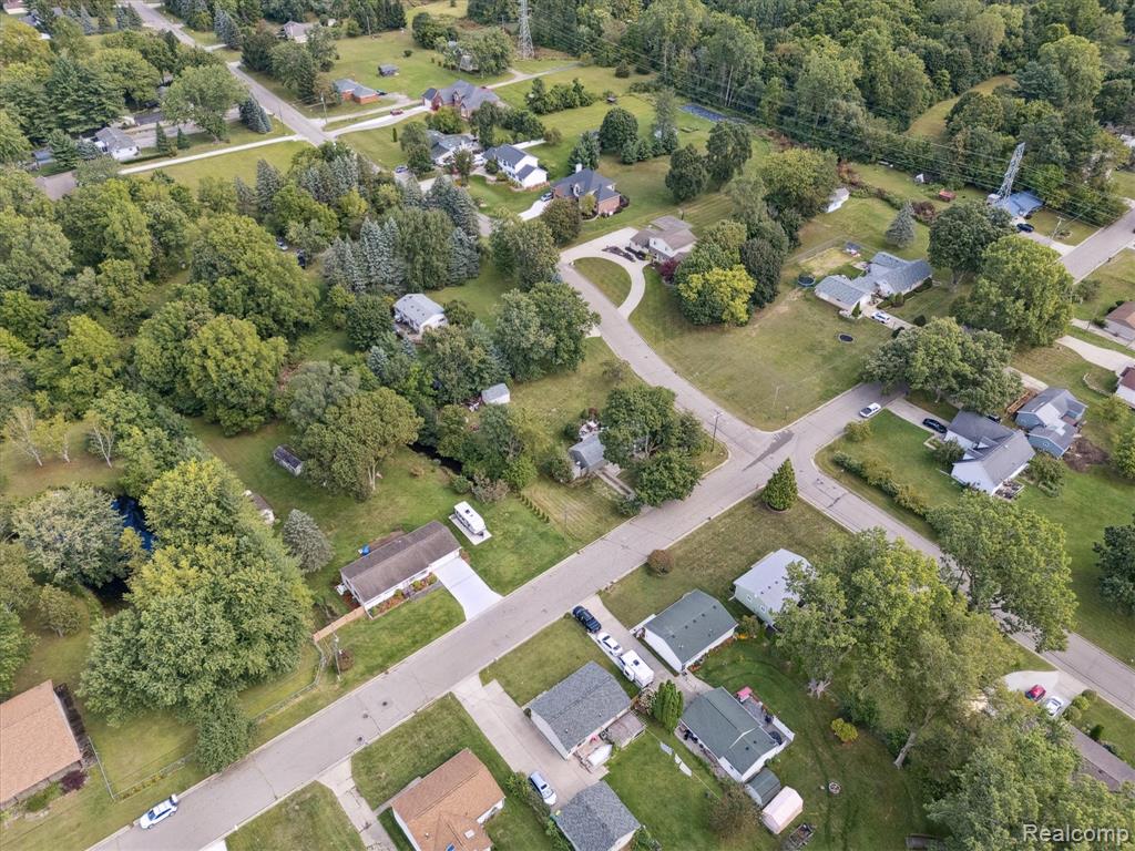 885 E Northfield Avenue, Pontiac, MI 48340 — Photo 28