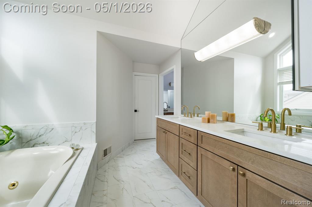 26230 Harbour Pointe Drive S, #44, Harrison Township, MI — Photo 35
