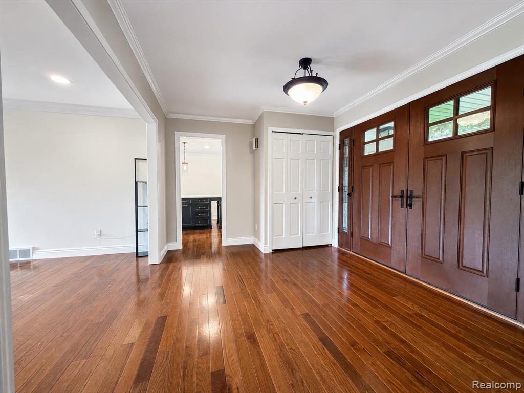 1330 Meadow Green Lane, Linden, MI 48451 — Photo 5