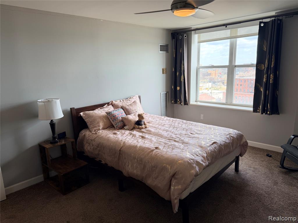 250 E Harbortown Drive, 1104, Detroit, MI 48207 — Photo 22