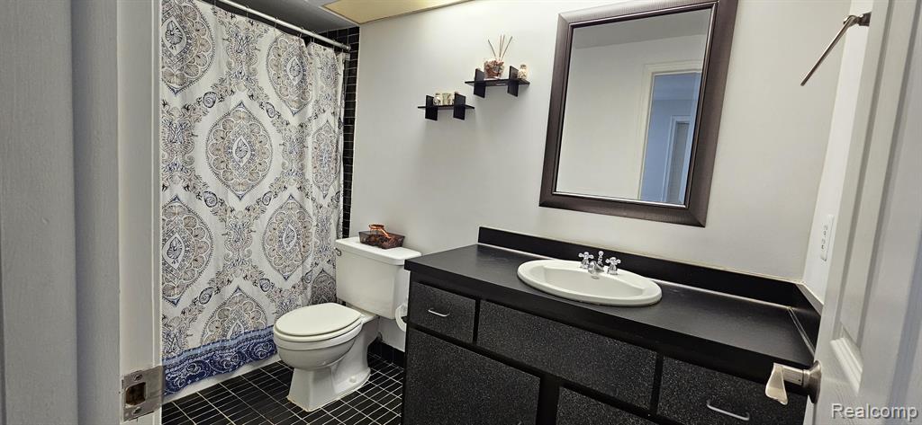 894 YORKTOWN, Northville, MI 48167 — Photo 31