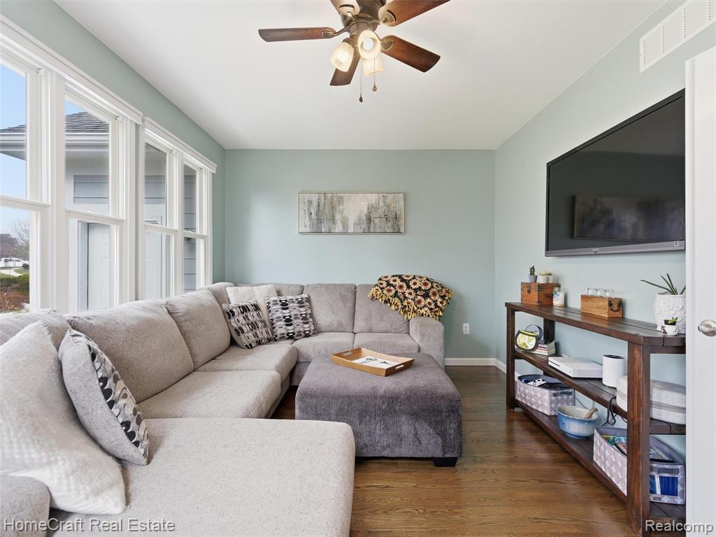 6031 BALMORAL Way, Commerce Twp, MI 48382 — Photo 20