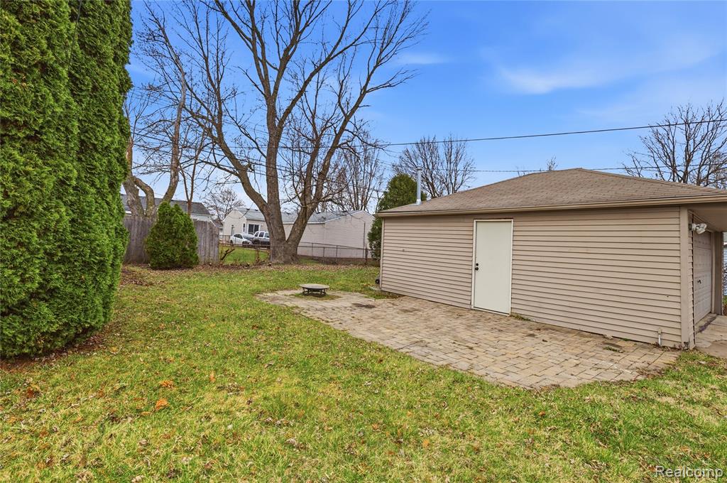 6457 Deering Street, Garden City, MI — Photo 34