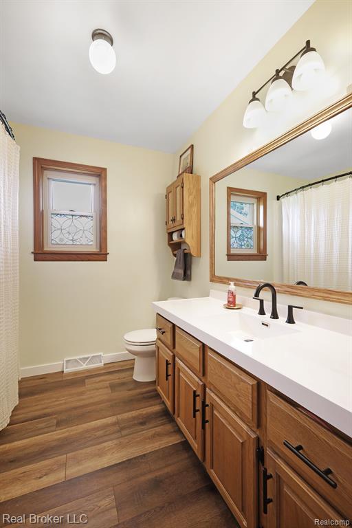 8029 WOODHALL Road, Birch Run, MI 48415 — Photo 10
