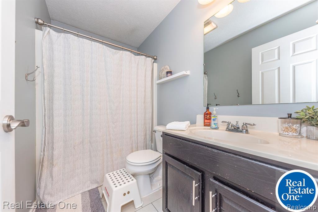 12021 COUNTRY RIVER Drive, Rives Junction, MI 49277 — Photo 27