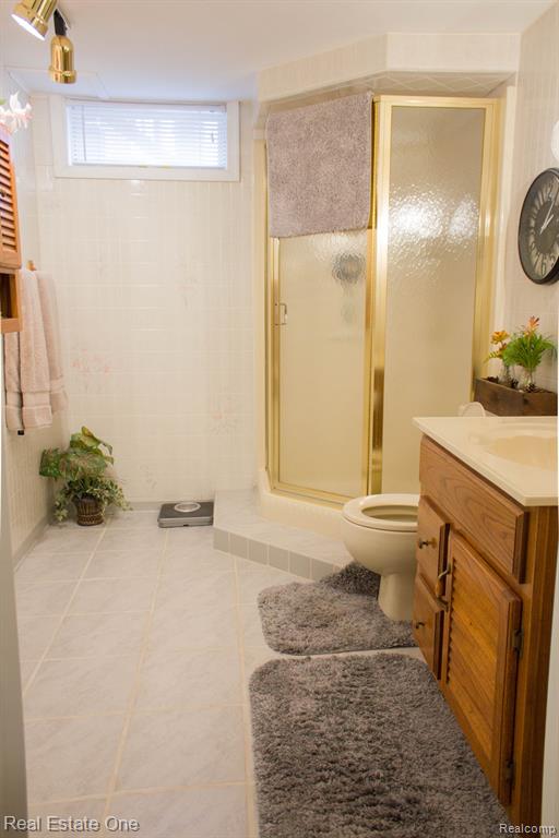 6711 KUTTSHILL Drive NE, Rockford, MI 49341 — Photo 35