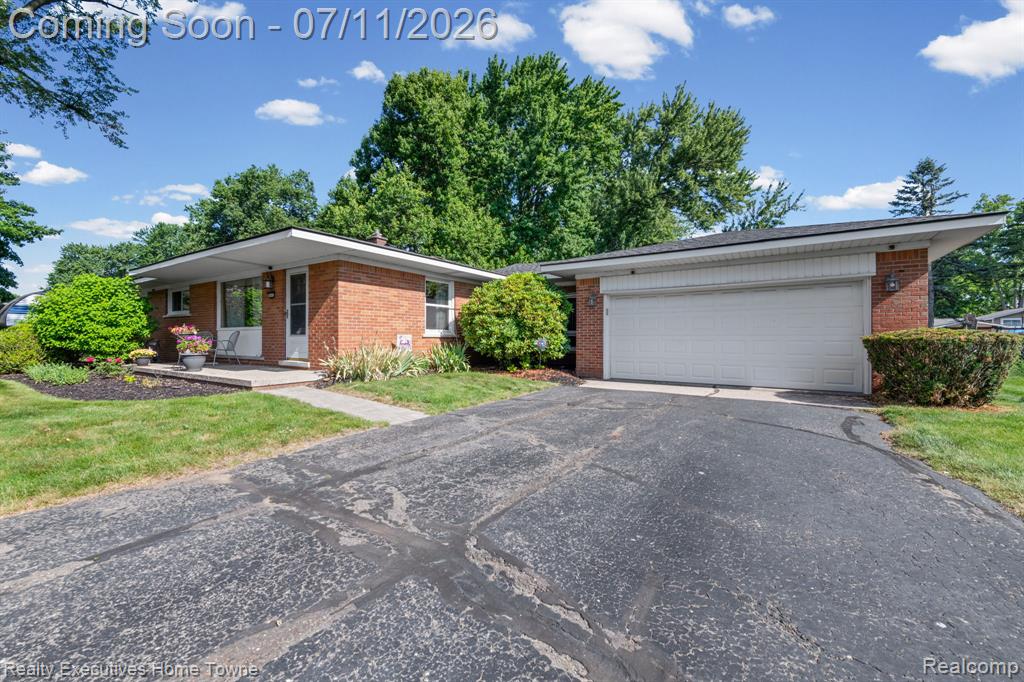 5615 Althea Street, Utica, MI 48316 — Photo 28