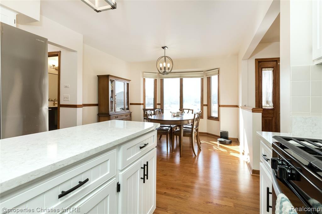 47192 Sanborn Drive, Macomb, MI 48044 — Photo 12