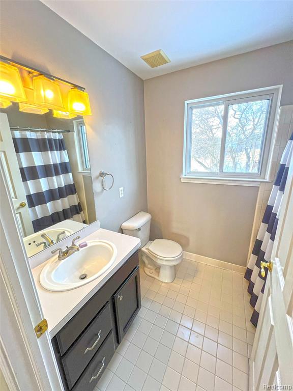 47546 Belmont Drive, Belleville, MI 48111 — Photo 37