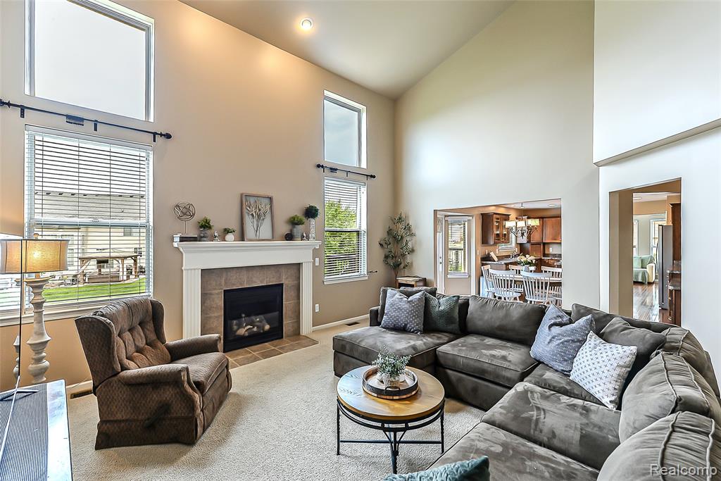 58724 Carriage Lane, South Lyon, MI 48178 — Photo 9