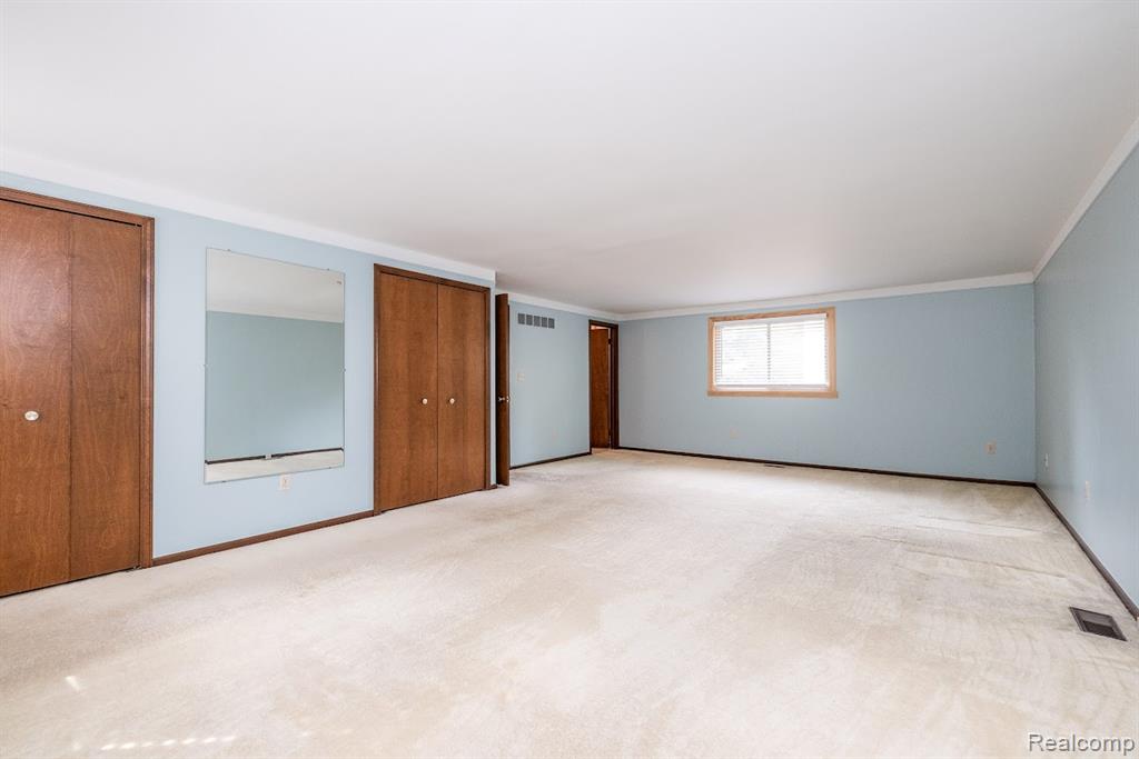 8911 W Gates Street, Bruce, MI 48065 — Photo 31