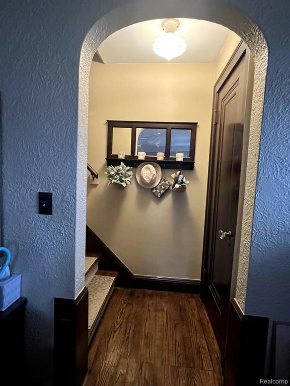 717 W 12 MILE Road, Royal Oak, MI 48073 — Photo 18