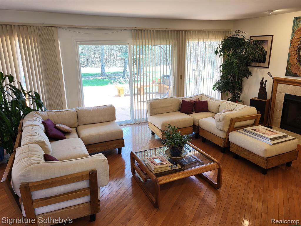 6358 TIMBERWOOD S, West Bloomfield, MI — Photo 22
