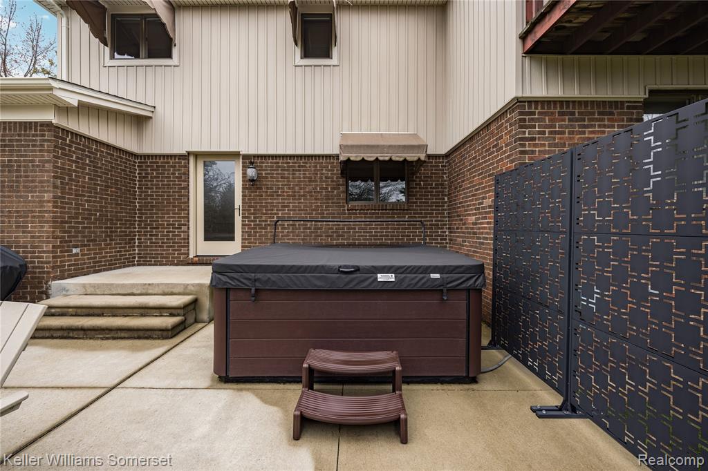 447 Antoinette Drive, Rochester Hills, MI 48309 — Photo 69