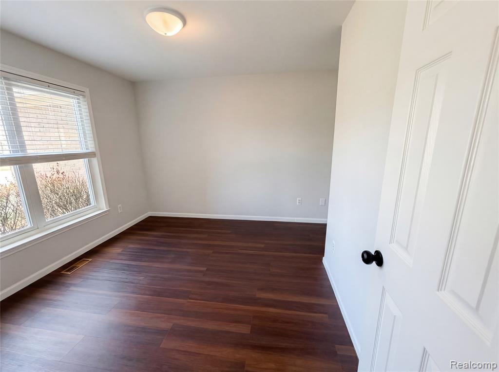 143 Easton Drive, South Lyon, MI 48178 — Photo 11