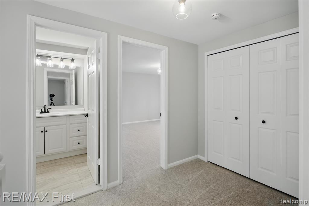 6620 RED CEDAR Lane, West Bloomfield, MI 48324 — Photo 28