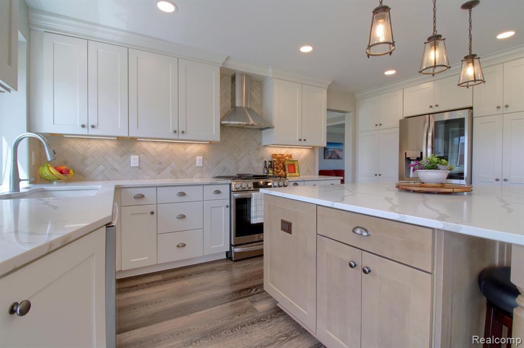 47495 PARKGATE, Canton, MI 48188 — Photo 11