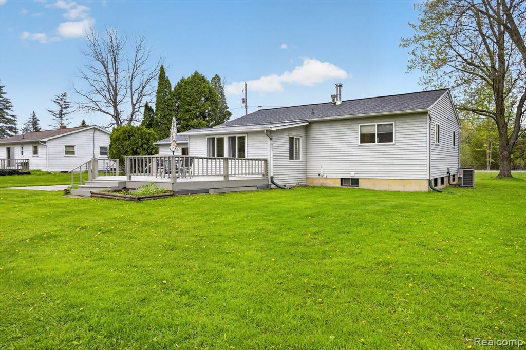 6401 N Webster Road, Mount Morris, MI 48458 — Photo 42